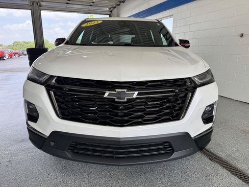 Used 2023 Chevrolet Traverse Premier w/ Redline Edition AWD/4WD image 3