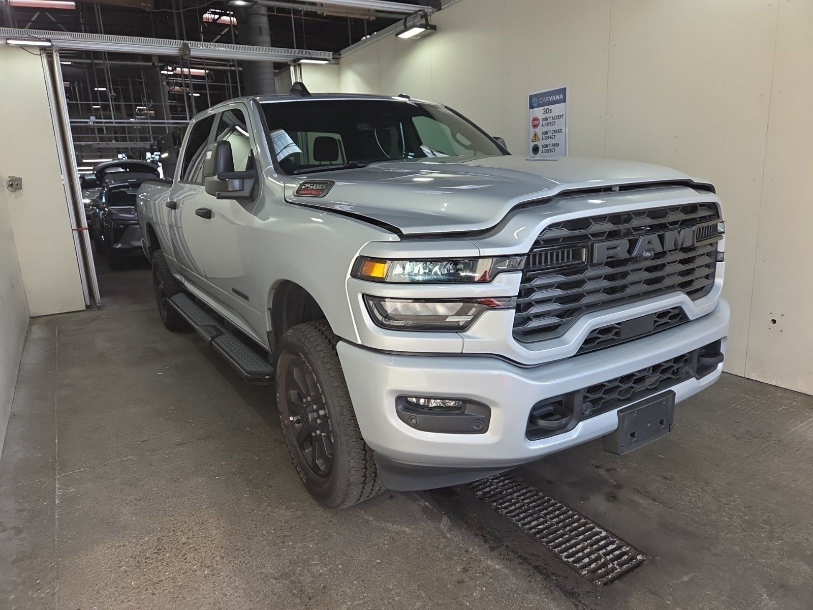 Used 2026 RAM 2500 Big Horn AWD/4WD image 2