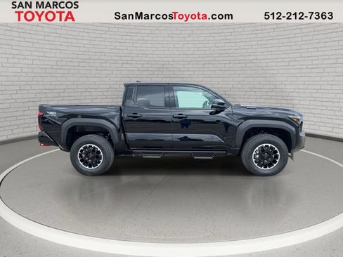 New 2026 Toyota Tacoma TRD Off-Road AWD/4WD image 4