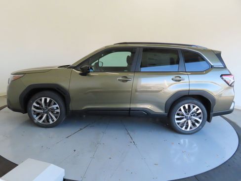 New 2026 Subaru Forester Touring image 9