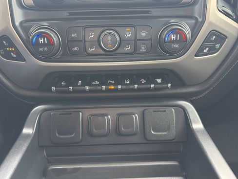 Used 2015 GMC Sierra 3500 Denali w/ Duramax Plus Package image 7