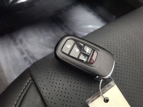 Certified 2025 Honda Civic Sport Touring image 39