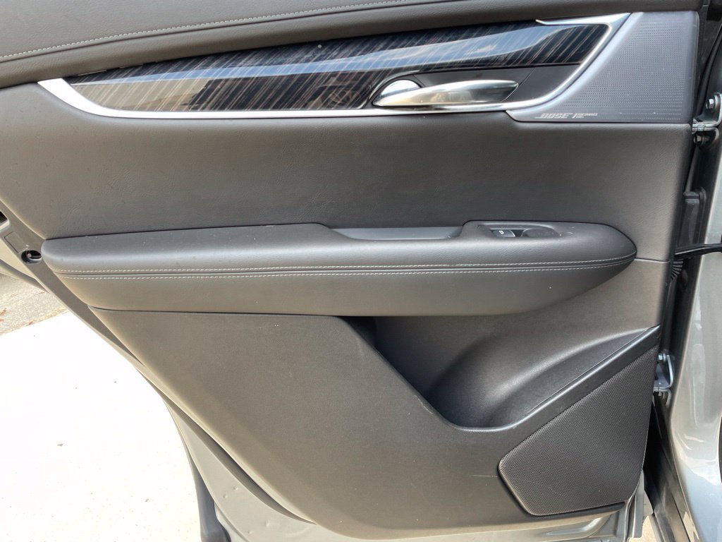 Used 2024 Cadillac XT6 Premium Luxury FWD image 21