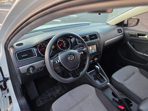 Used 2018 Volkswagen Jetta S FWD image 17