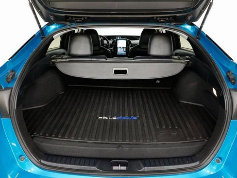 Used 2018 Toyota Prius Prime Premium image 29