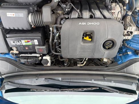 Used 2018 Hyundai Elantra SEL FWD image 40