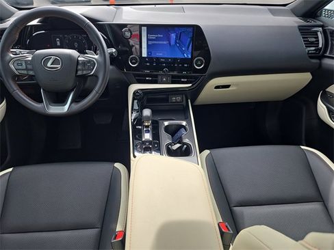 Used 2024 Lexus NX 250 FWD image 15