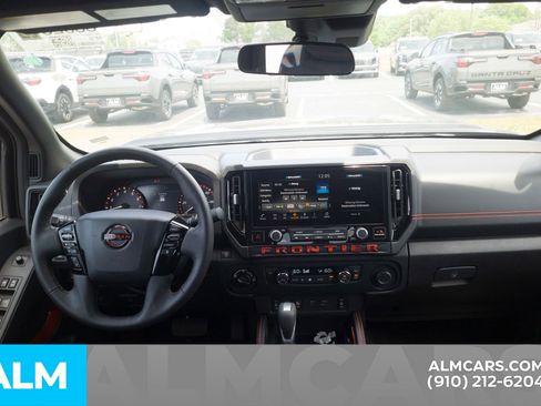 Used 2026 Nissan Frontier PRO-4X AWD/4WD image 20