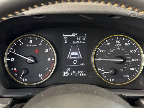 Used 2024 Subaru Crosstrek 2.5i Sport AWD/4WD image 28