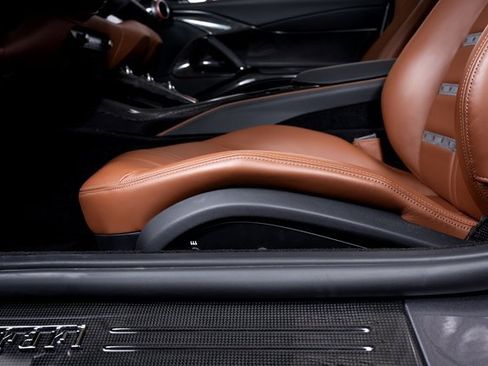 Certified 2021 Ferrari 812 GTS image 25