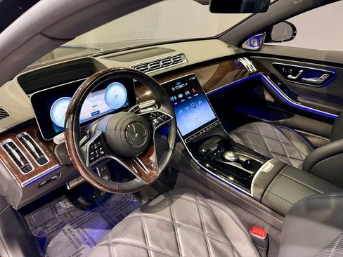 Used 2021 Mercedes-Benz Maybach S 580 4MATIC image 37