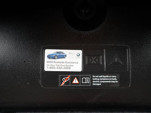 Used 2014 BMW M5 RWD image 23