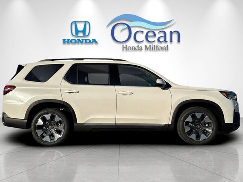 New 2026 Honda Pilot Elite image 6