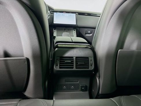 New 2026 Land Rover Range Rover Velar Dynamic SE image 24