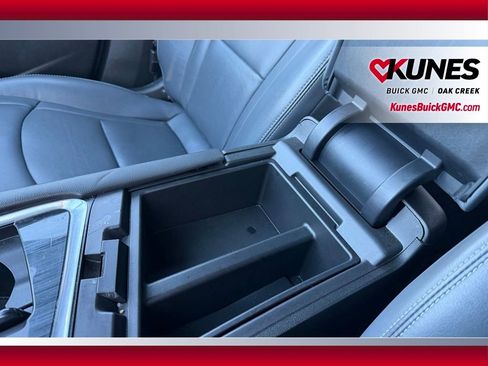 Used 2022 Buick Enclave Premium w/ LPO, Touring Package image 25