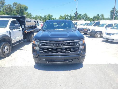 Used 2024 Chevrolet Silverado 1500 Custom AWD/4WD image 3