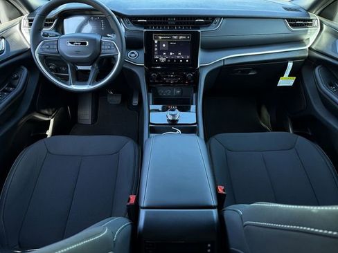 New 2026 Jeep Grand Cherokee L Laredo AWD/4WD image 17