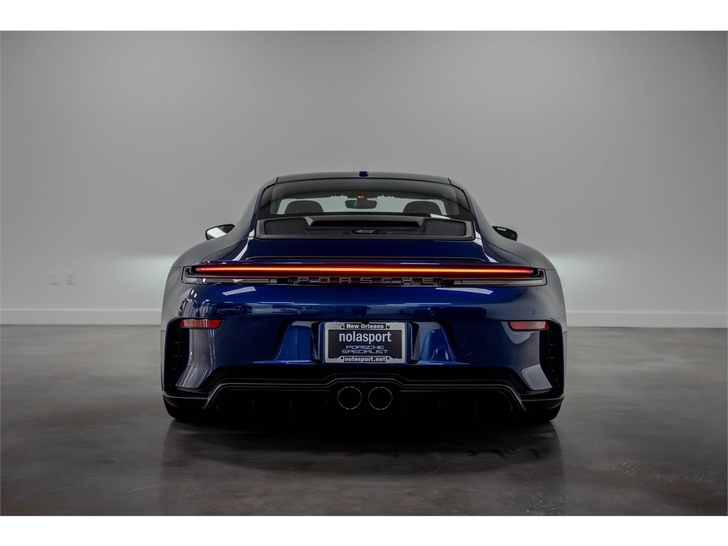 Used 2026 Porsche 911 GT3 RWD image 4