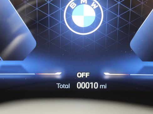 New 2025 BMW X3 xDrive30i w/ Premium Package image 18