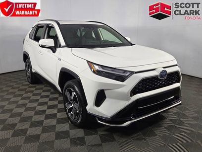 Used 2024 Toyota RAV4 SE w/ Weather & Moonroof Package