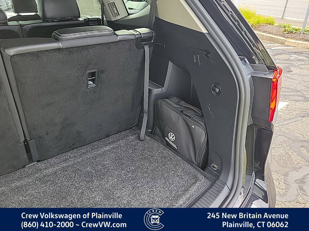 Certified 2023 Volkswagen Atlas SE w/ Panoramic Sunroof Package AWD/4WD image 54