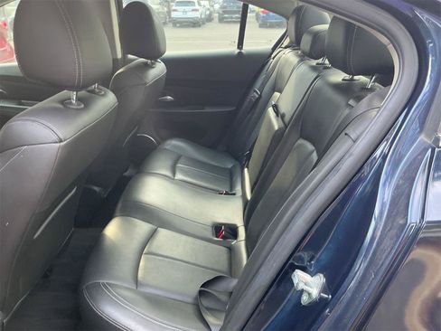 Used 2011 Chevrolet Cruze LT FWD image 12