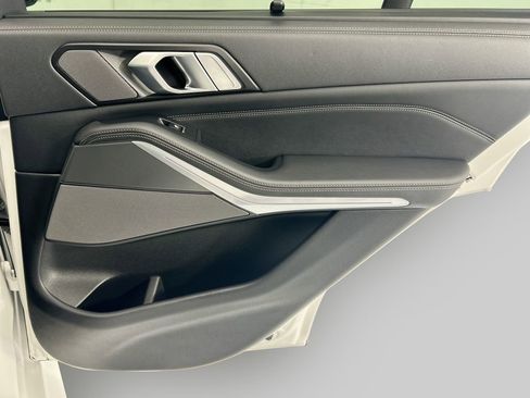 Used 2023 BMW X5 M50i w/ Executive Package image 26