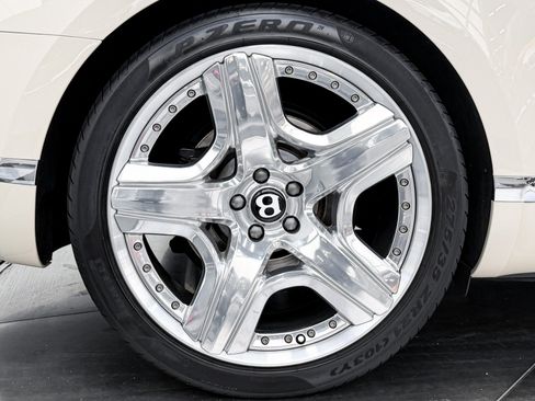 Used 2015 Bentley Continental GT AWD/4WD image 31