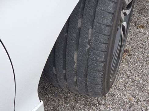 Used 2016 Honda Accord Touring image 10