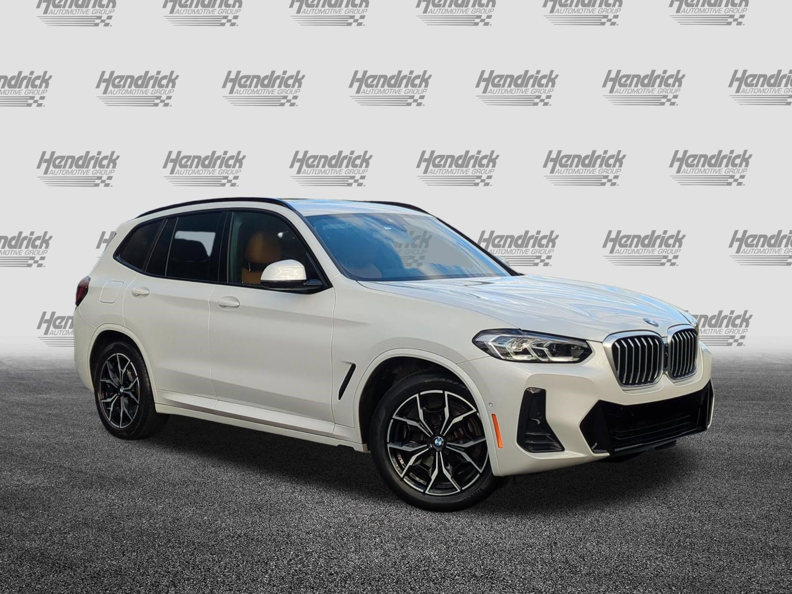 Certified 2024 BMW X3 sDrive30i w/ Premium Package RWD image 2