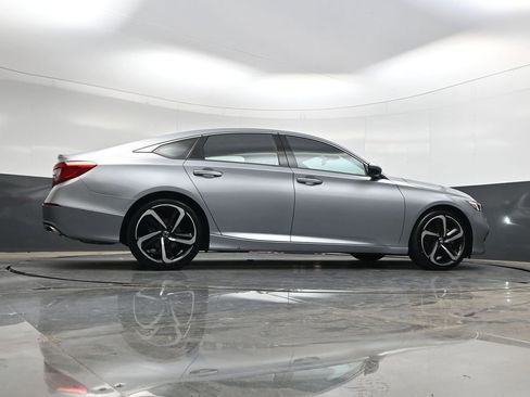 Used 2020 Honda Accord Sport image 32