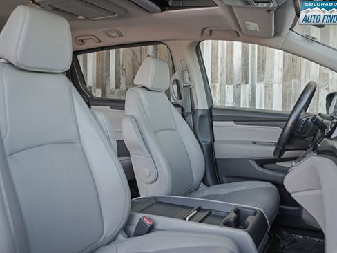 Used 2018 Honda Odyssey Touring image 21