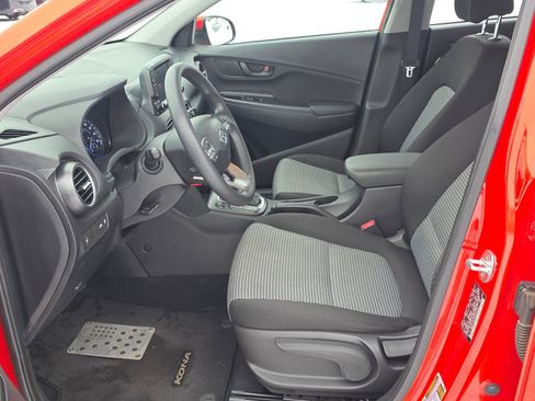 Used 2019 Hyundai Kona SE image 32