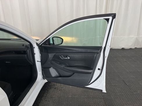 Used 2023 Nissan Sentra SV w/ All-Weather Package image 18