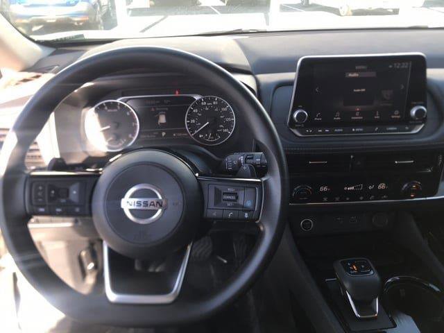 Used 2021 Nissan Rogue SV AWD/4WD image 12