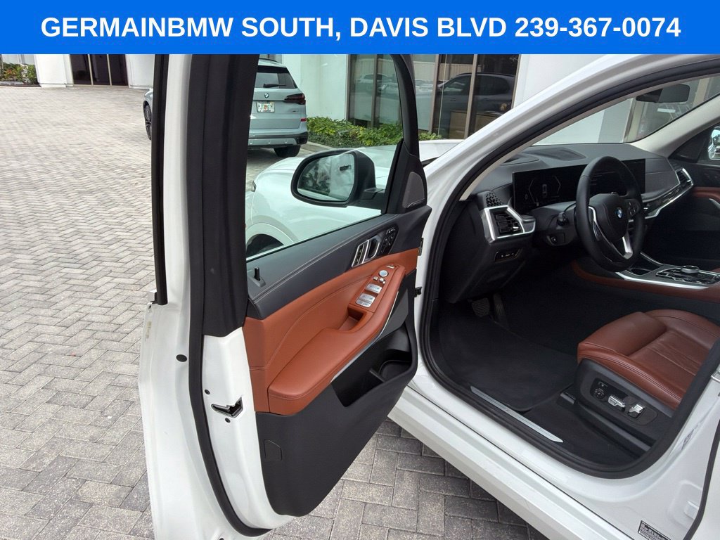 Certified 2024 BMW X7 xDrive40i w/ Executive Package AWD/4WD image 9