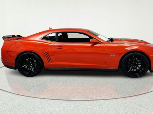 Used 2013 Chevrolet Camaro ZL1 RWD image 6