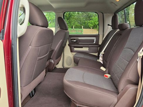 Used 2017 RAM 1500 Lone Star RWD image 15