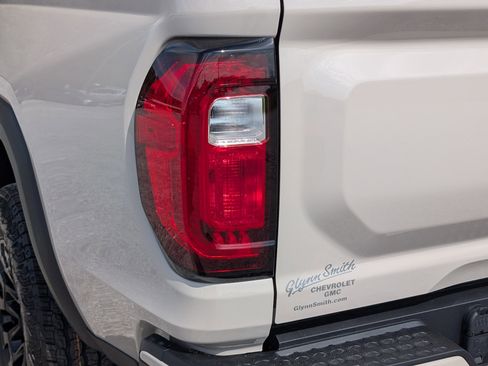 New 2026 GMC Canyon Elevation w/ Convenience Package RWD image 11