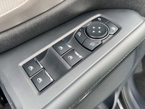 New 2026 Ford Expedition Active RWD image 12