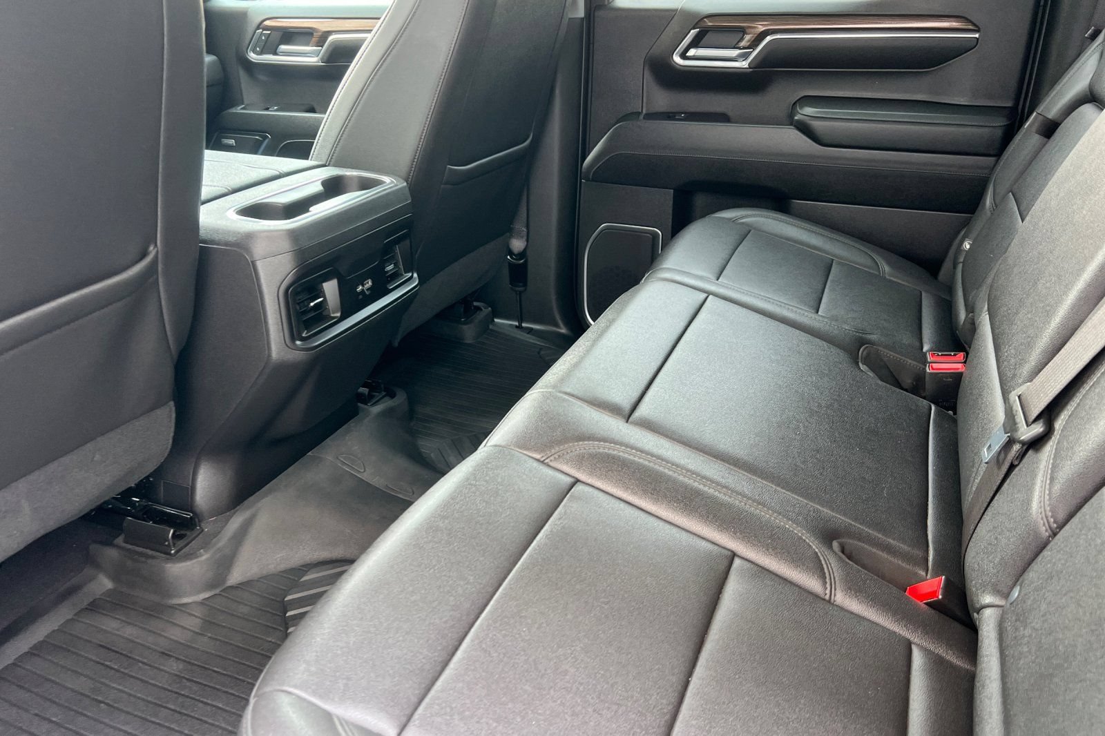 Used 2023 Chevrolet Silverado 1500 LT Trail Boss w/ LT Trail Boss Premium Package AWD/4WD image 9