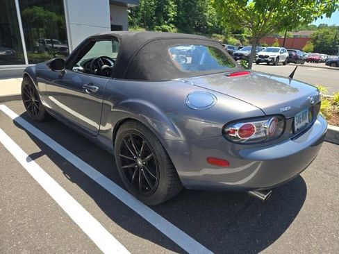 Used 2008 MAZDA MX-5 Miata Grand Touring RWD image 7