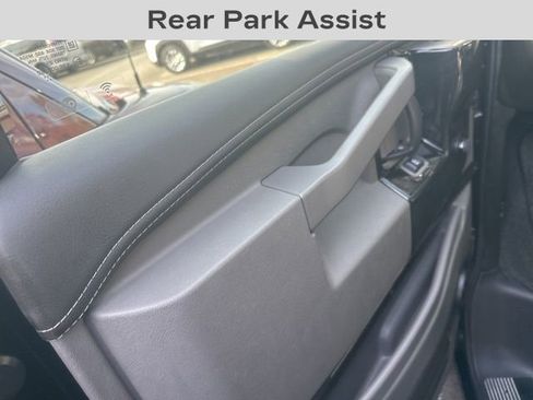 Used 2021 Chevrolet Express 2500 Explorer Van w/ Enhanced Convenience Package image 7