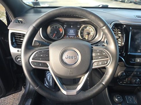 Used 2019 Jeep Cherokee High Altitude image 26