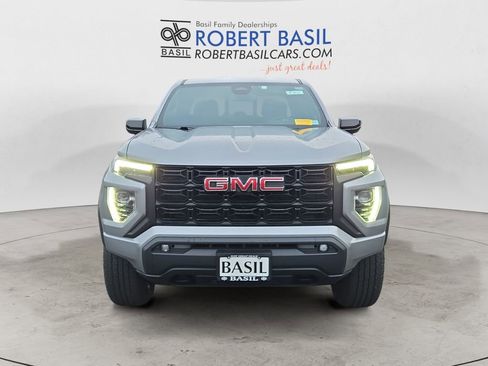 Used 2023 GMC Canyon Elevation w/ Convenience Package image 8
