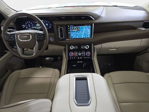 Used 2024 GMC Yukon XL Denali w/ Max Trailering Package RWD image 12