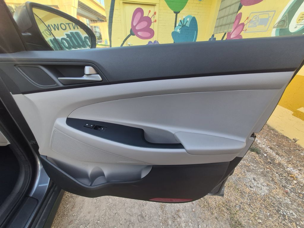 Used 2018 Hyundai Tucson SE FWD image 23