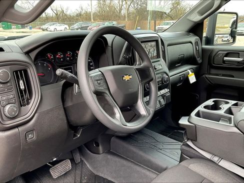 New 2026 Chevrolet Silverado 2500 Custom w/ Custom Value Package image 6