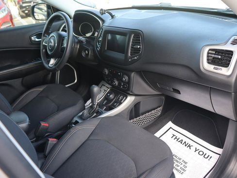Used 2019 Jeep Compass Sport image 14