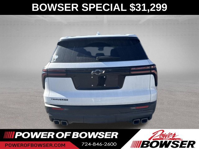Used 2024 Chevrolet Traverse LS w/ Midnight/Sport Edition FWD image 6